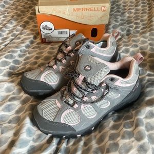 Brand New Womens Merrell Hilltop Ventilator Waterproof Shoes